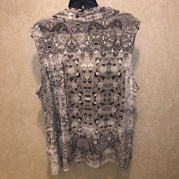 Calvin Klein Women's Matte V-Neck Shoulder Pleat Sleeveless Top New With Tags - Picture 6 of 6